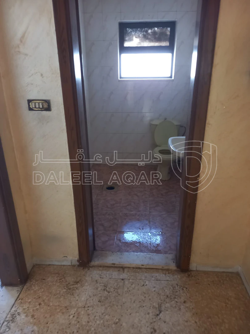 شقة في Al Mugablain  - 55,000 دأ - صورة 1